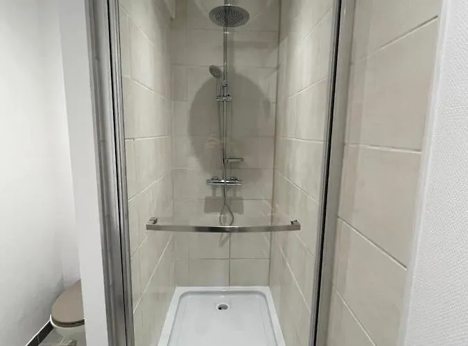 Hotel - Le Victorieux - Centre-ville- Classe 3 Etoiles *